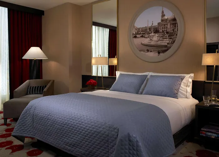 The Royal Sonesta River North Chicago