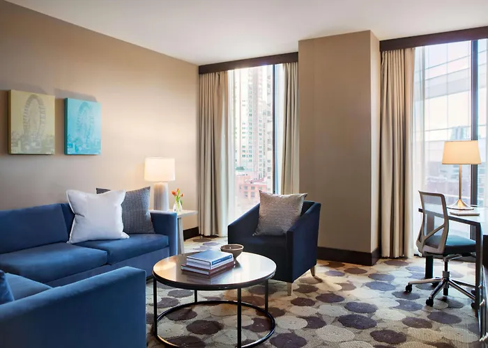 Hotel The Royal Sonesta River North