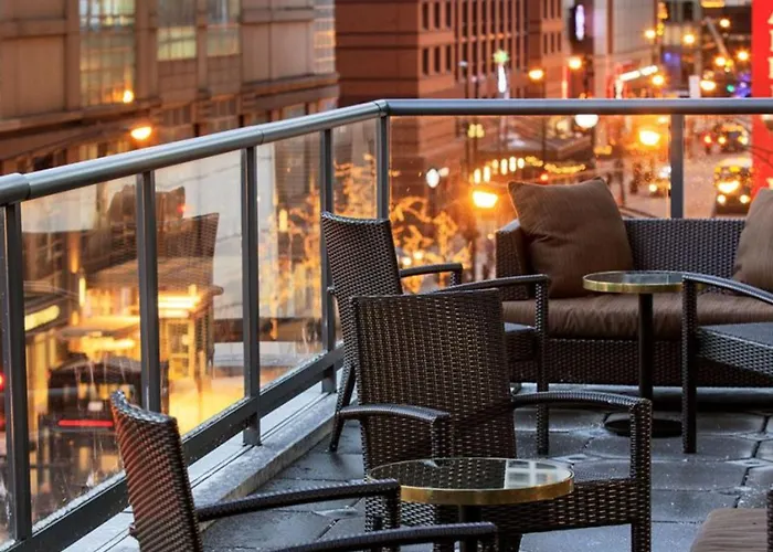 Hotel The Royal Sonesta River North