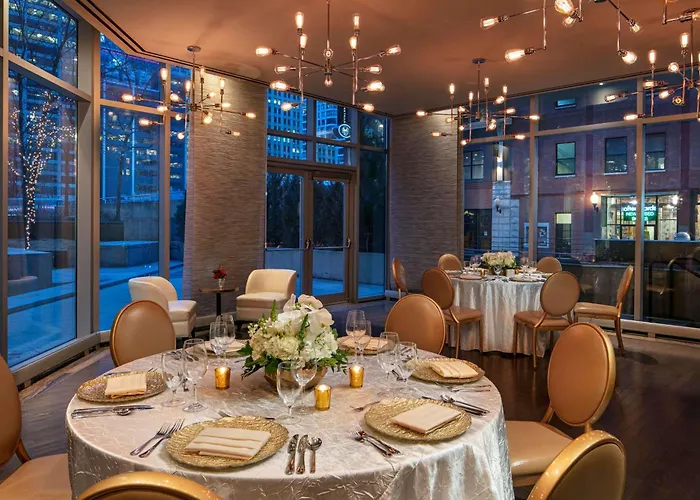 Hotel The Royal Sonesta River North Chicago