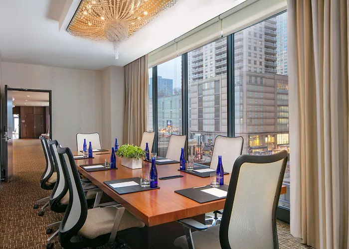 The Royal Sonesta River North Hotel 4*