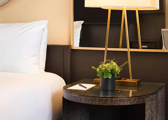 The Royal Sonesta River North Hotel Chicago