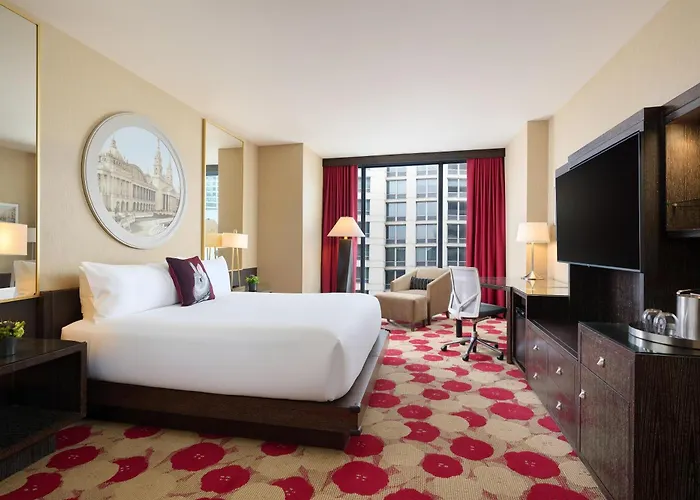 Hotel The Royal Sonesta River North 4*